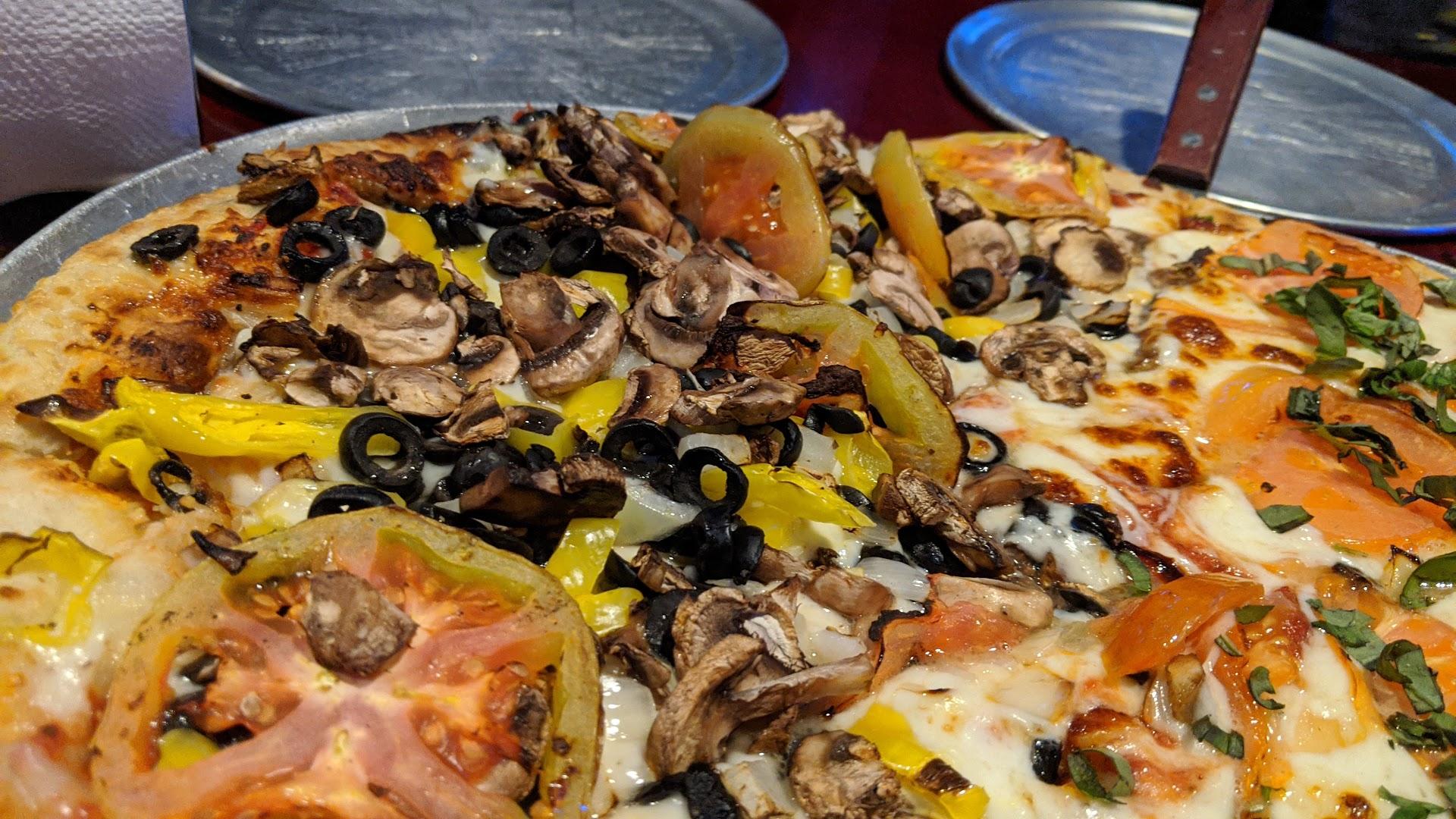 Paulie's Pizza Pub